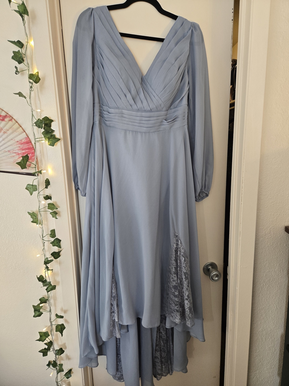 Pleated Lace Maxi Dress in Blue Like New